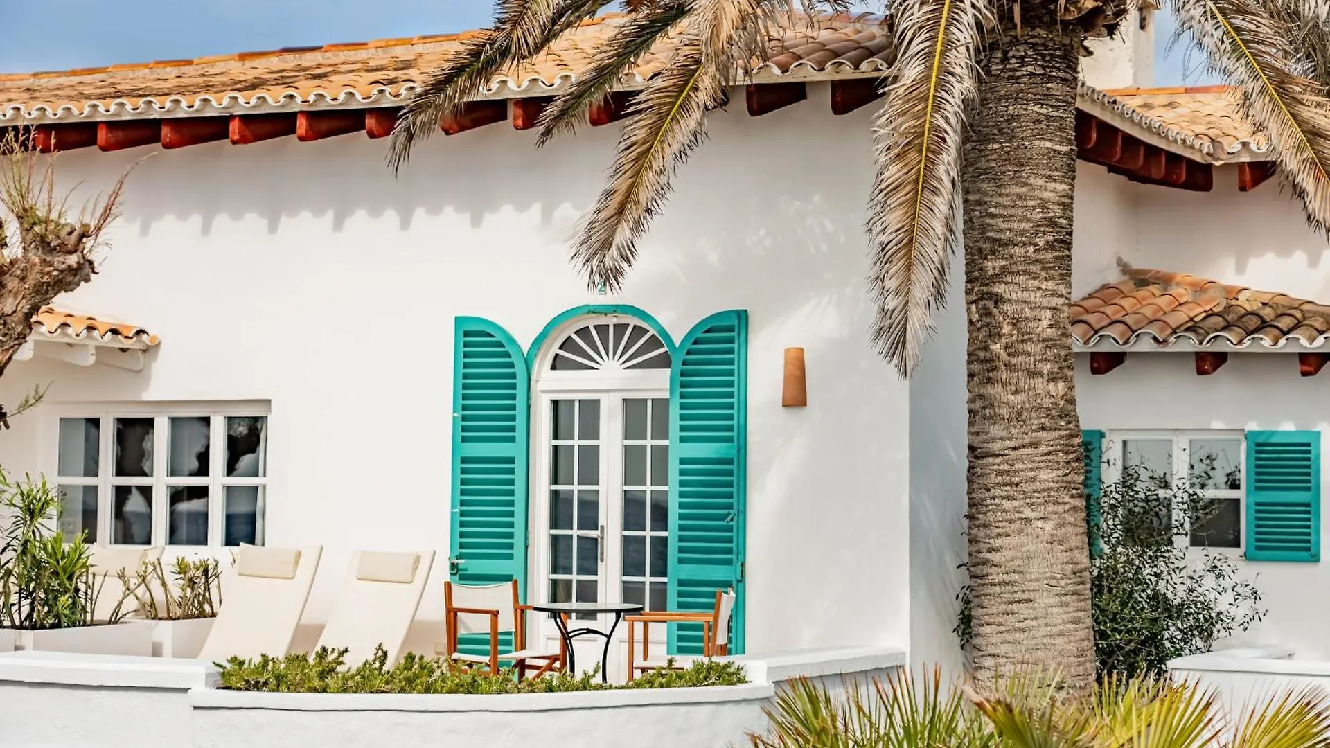The Sea Club Bed and Breakfast Cala Ratjada  Bed & Breakfast