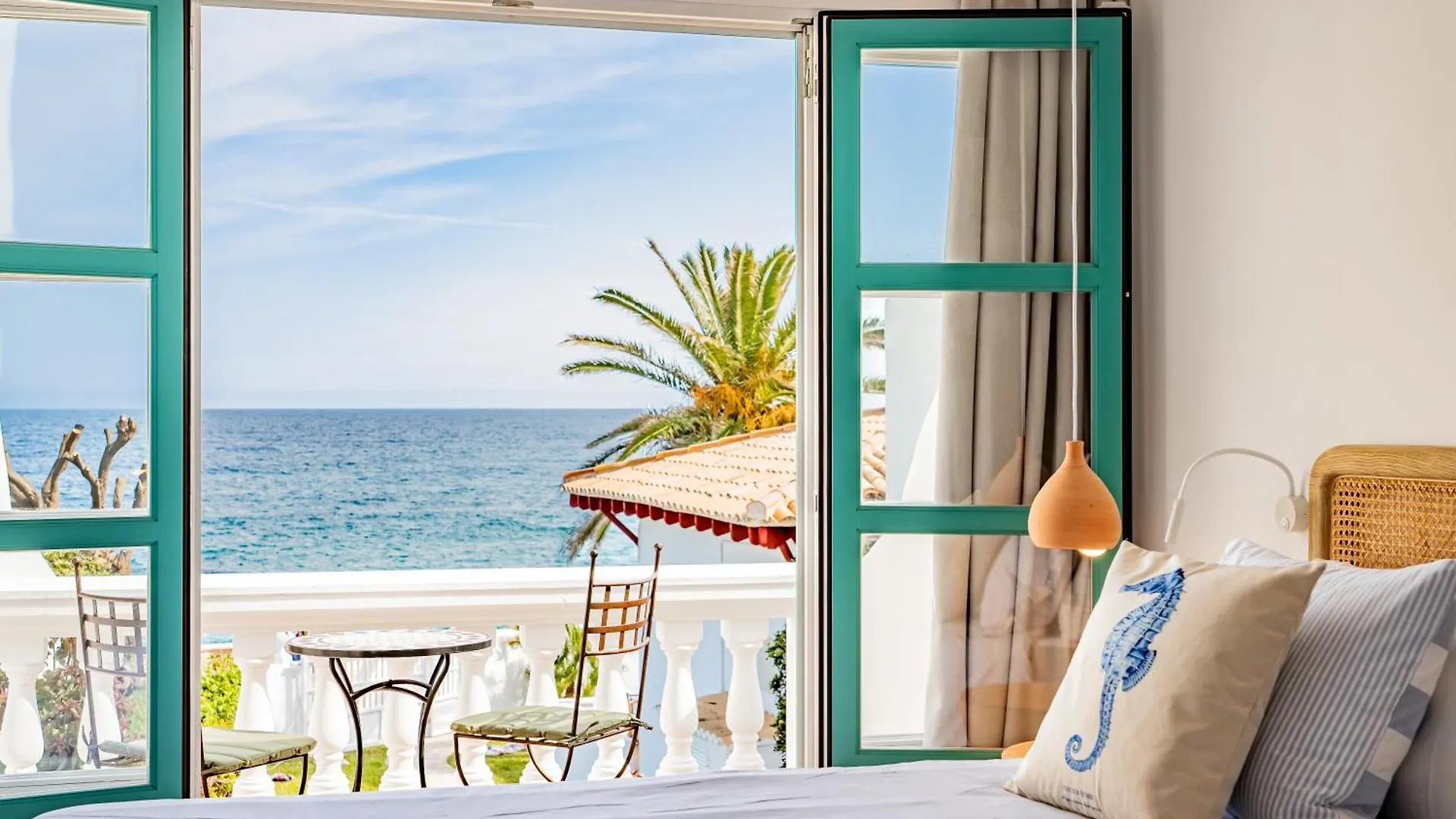 The Sea Club Acomodação com café da manhã Cala Ratjada  Alojamento de Acomodação e Pequeno-almoço