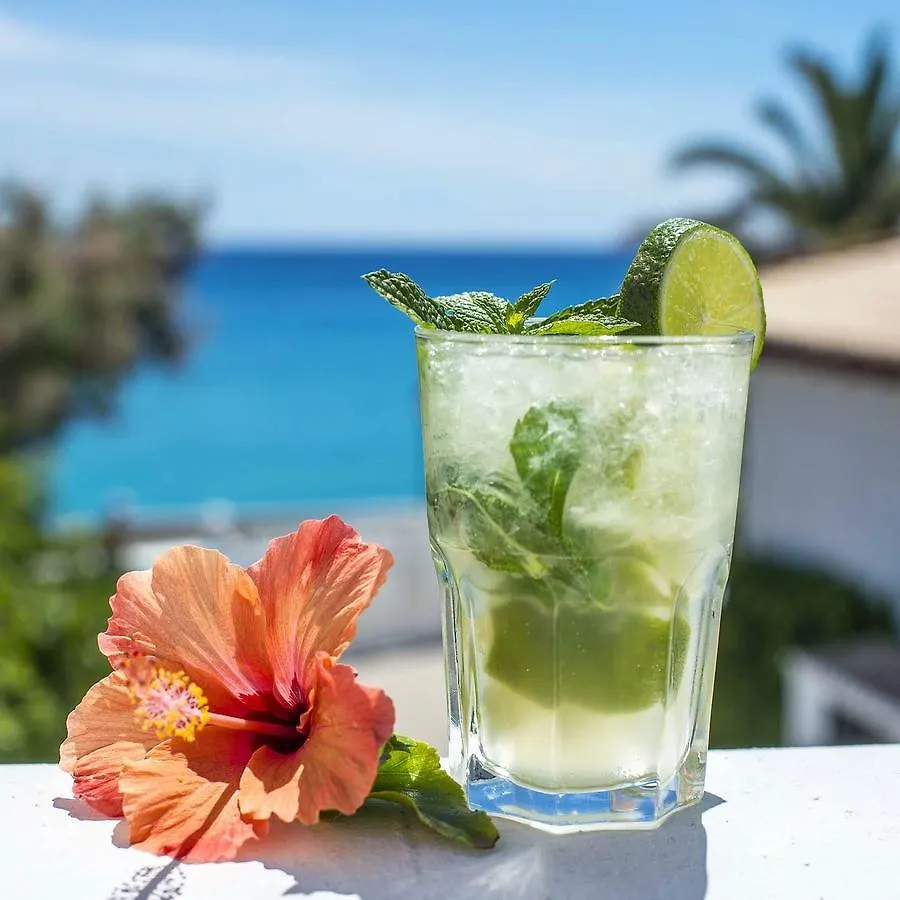 The Sea Club Acomodação com café da manhã Cala Ratjada  Alojamento de Acomodação e Pequeno-almoço